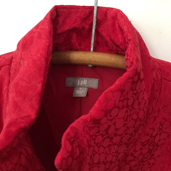 J.Jill Red Silk Blend Satin Jacquard Quilted Jacket Snap front Pockets - Picture 7 of 12